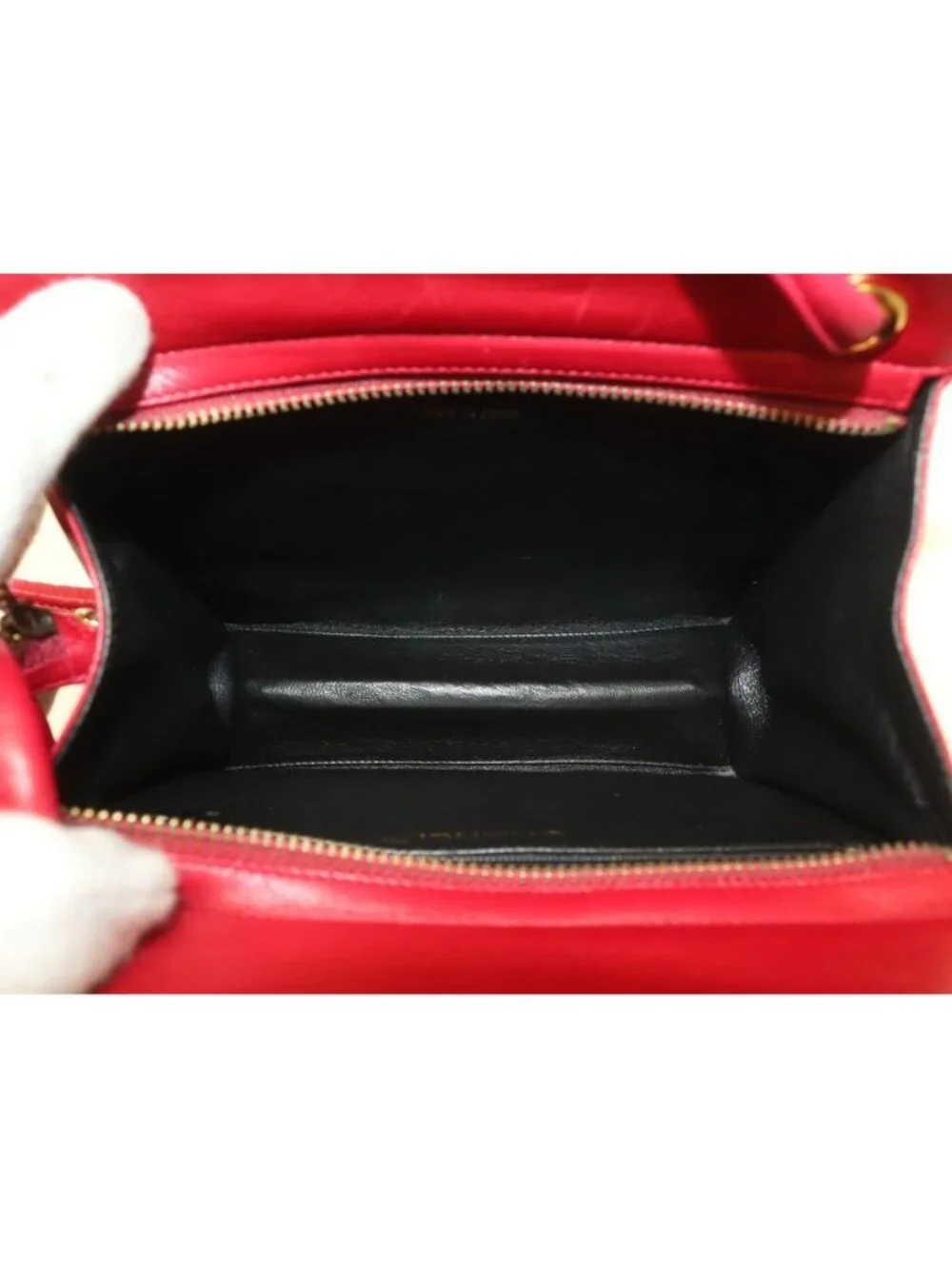 Chanel V-stitch Lambskin Shoulder Bag